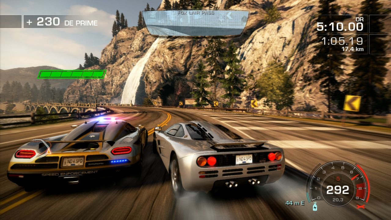 Скриншоты игры Need For Speed Hot Pursuit.